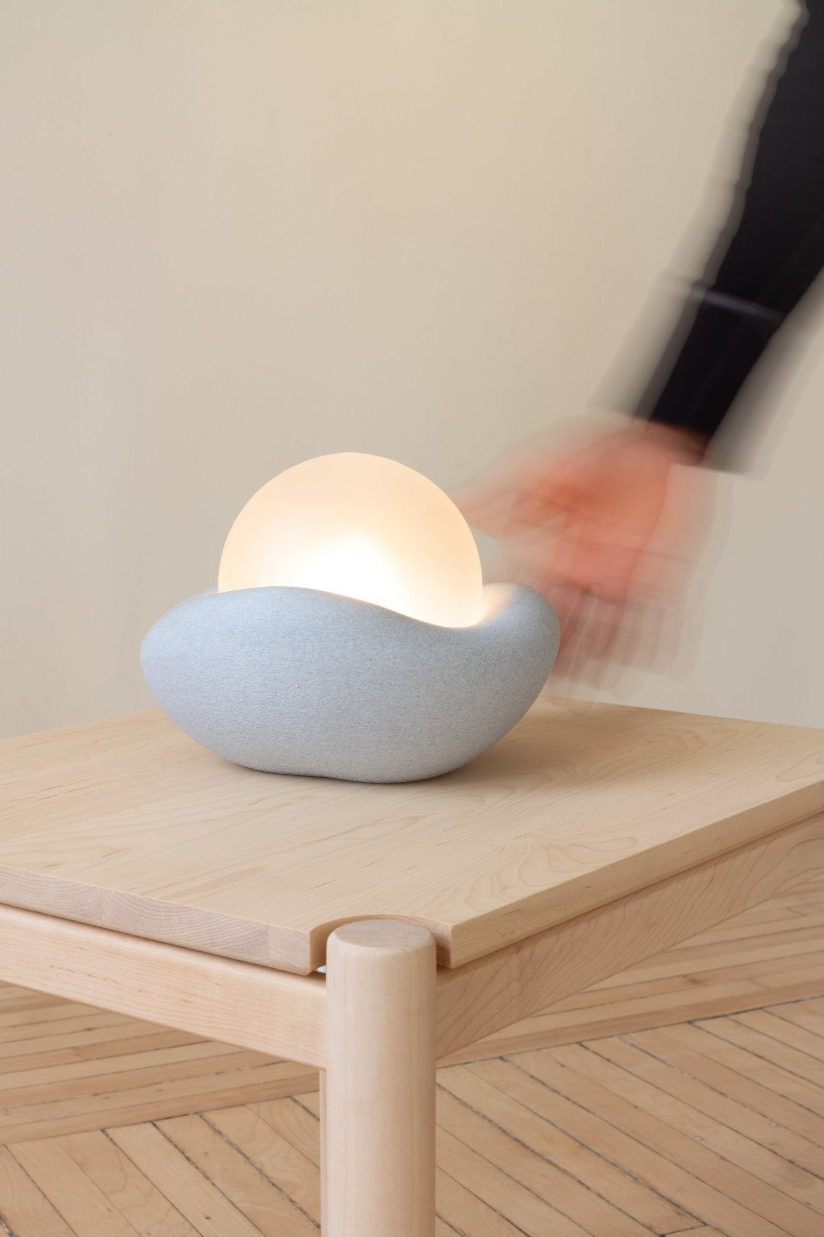Pearl Lamp